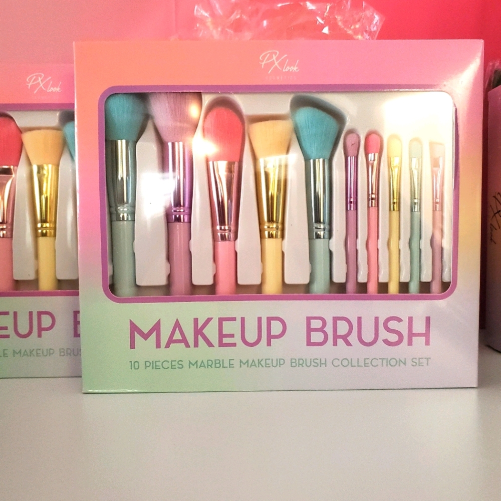 Make up brushes